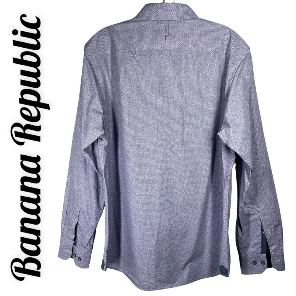 BANANA REPUBLIC 100% Cotton Lavender Print‎ Dress Shirt, Size Medium
